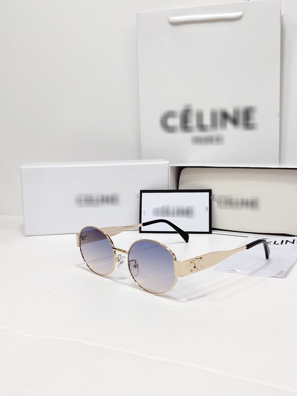 نظارة مميزة ماستر مع الملحقات