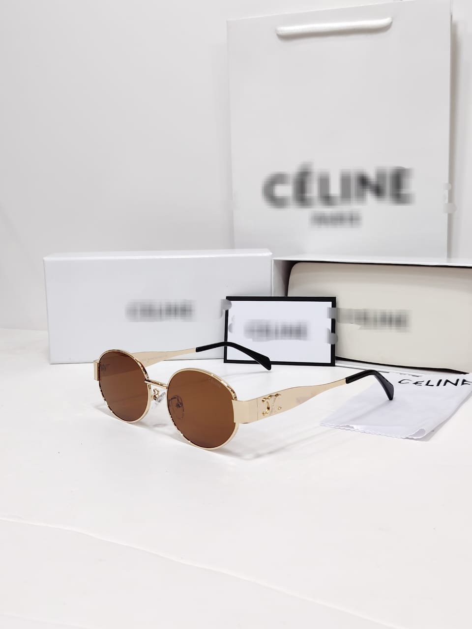 نظارة مميزة ماستر مع الملحقات