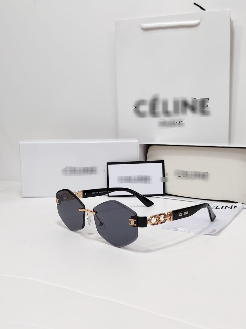 نظارة مميزة ماستر مع الملحقات