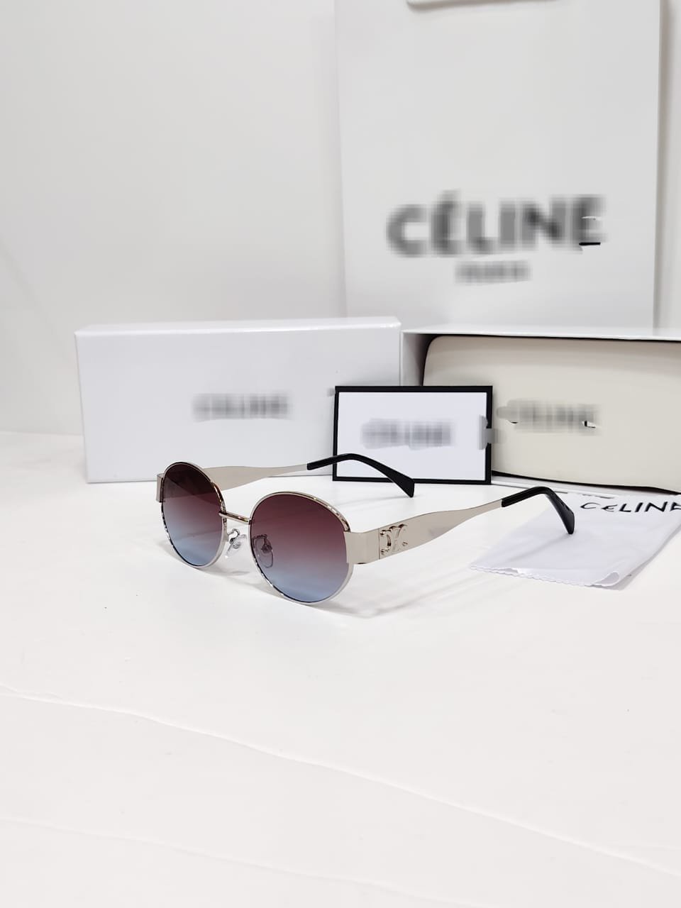 نظارة مميزة ماستر مع الملحقات