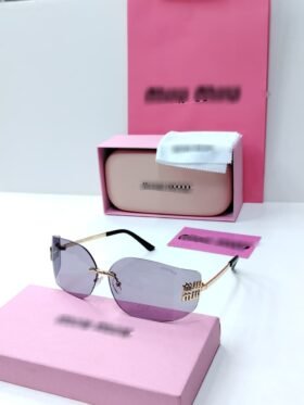 نظارة مميزة ماستر مع الملحقات