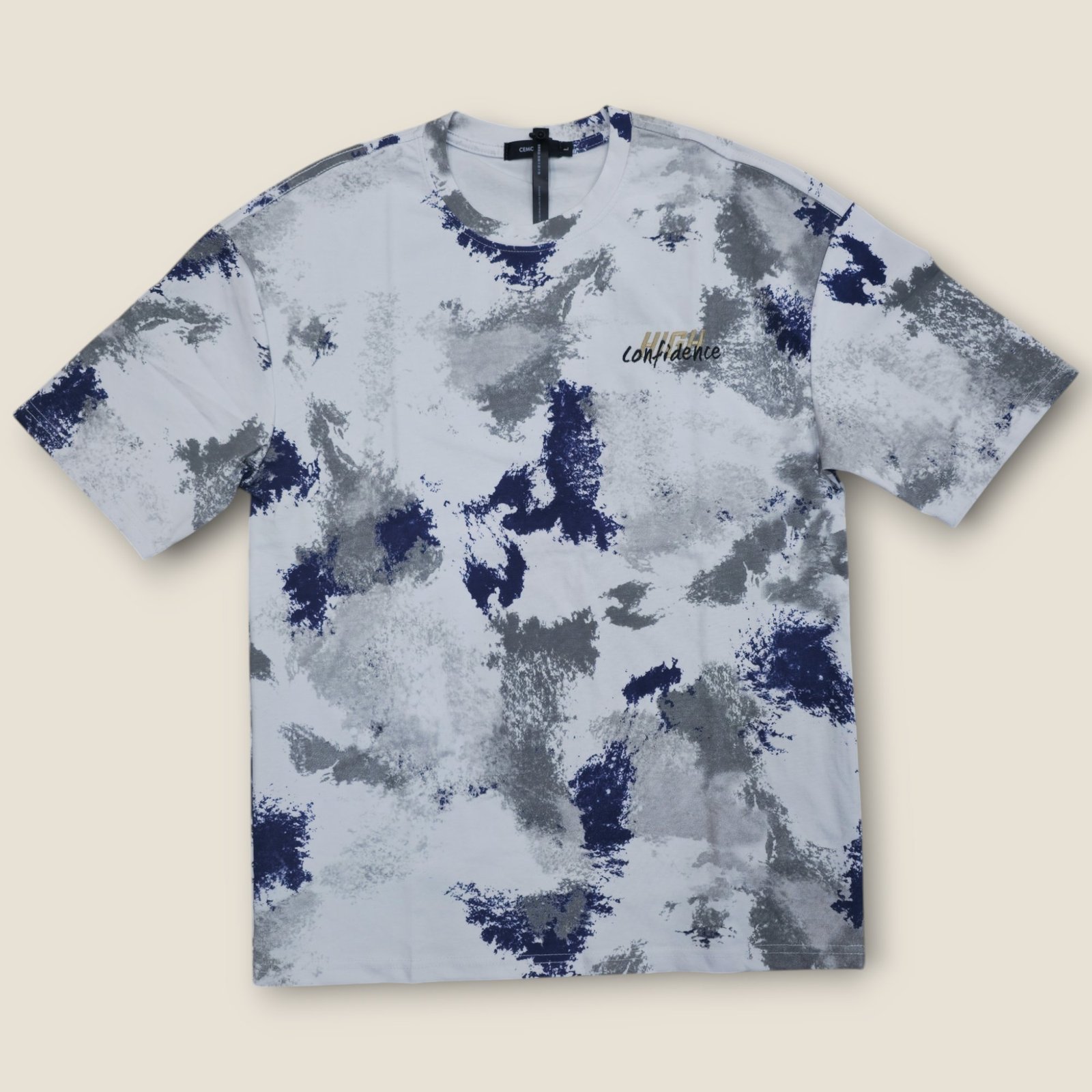 تيشيرت رجالي بتصميم تجريدي عصري - "High Confidence"