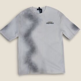 ​تيشيرت "ثقة عالية" - تصميم فني رشاش باللونين الأبيض والرمادي